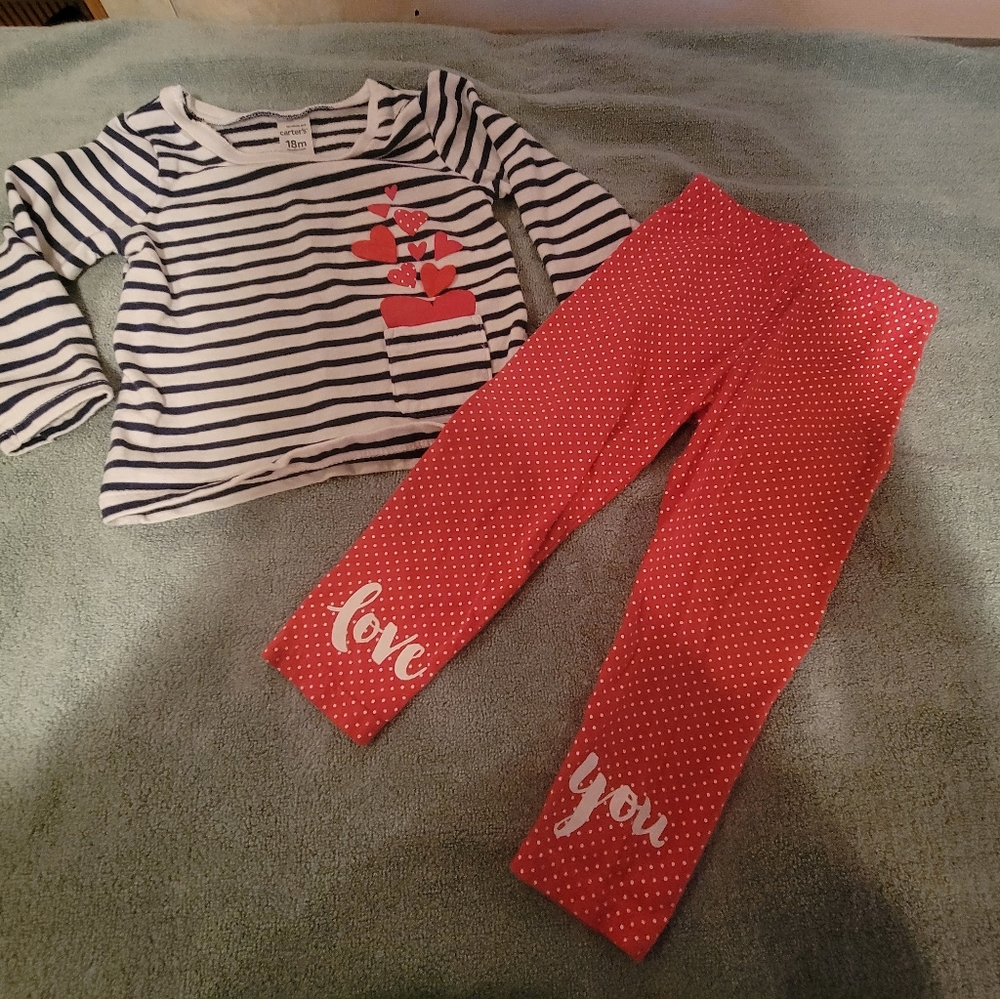 (4/$15) Carter's 18 month set